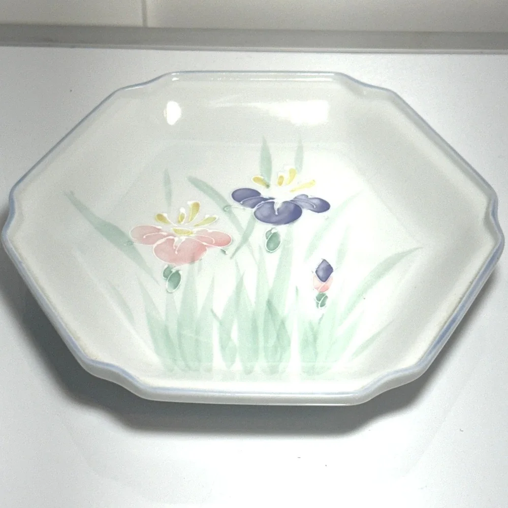 Octagon Shaped Ceramic Plate Iris Flower Design Pastel Colors‎ Blue Rim